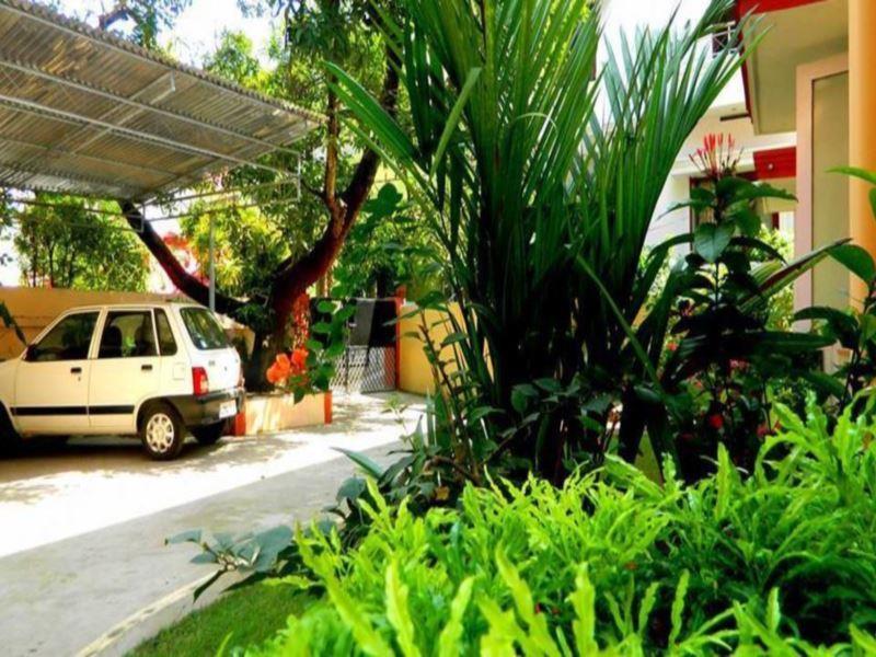 Fort Garden Residency Kochi Esterno foto